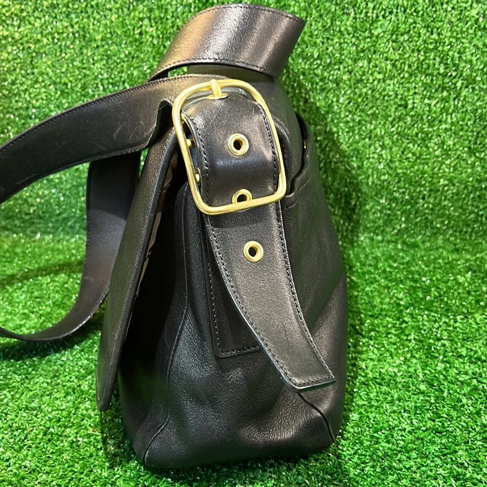 COACH VINTAGE BLACK LEATHER FLAP CROSSBODY SHOULDER BAG - Picture 2 of 10